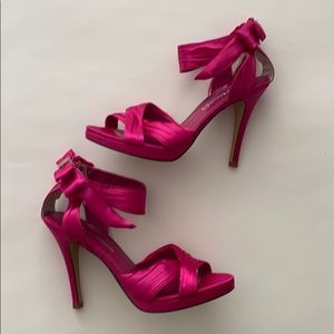 Michael Shannon Satin Bow Heels - NWOT